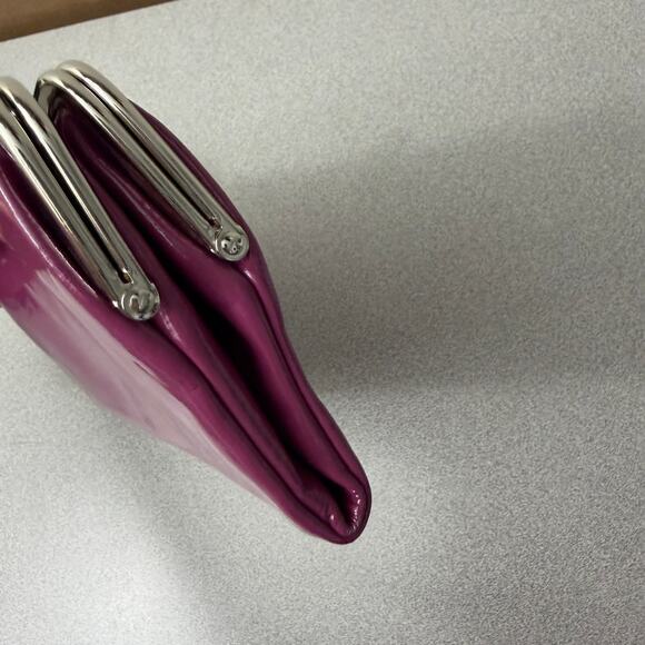 Hobo International Lauren Wallet Fuschia Patent Leather Frame Kisslock Cards * - Picture 7 of 11